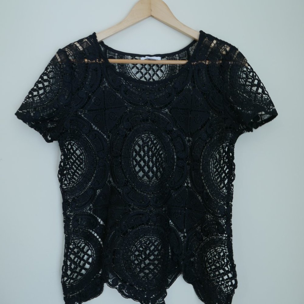 Bar III Black Lace Short Sleeve Top M